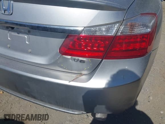 ✅ 2014 Honda Accord EX-L • VIN: 1HGCR3F88EA026172 • Lot: 43302620. Wystawiony na IAAI z przebiegiem 163 036 mil. Bezpłatny archiwum sprzedaży aukcyjnych z USA i szczegółowy raport historii pojazdu na DreamBid. Zdjęcie 6.