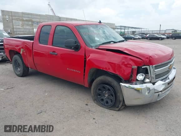 2013 Chevrolet Silverado 1500 LT with VIN 1GCRCSEA2DZ227445, listed as a IAAI auction lot 42418191 with 262,600 mi miles and . Bid and sale history available at DreamBid. Image 1.