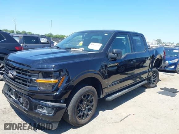 ✅ 2024 Ford F-150 XLT • VIN: 1FTEW3KP8RKF59278 • Lot: 43134176. Listed on IAAI with 10,626 mi. Free auction sales archive from the USA and detailed vehicle history report at DreamBid. Image 16.