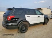 ✅ 2017 Ford Police Interceptor Utility • VIN: 1FM5K8AR6HGB47336 • Lot: 93887705. Wystawiony na Copart z przebiegiem Nie podano. Bezpłatny archiwum sprzedaży aukcyjnych z USA i szczegółowy raport historii pojazdu na DreamBid. Zdjęcie 3.