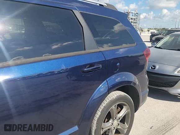 ✅ 2017 Dodge Journey Crossroad Plus • VIN: 3C4PDCGG8HT581348 • Лот: 81251535. Опубликован ранее на Copart с пробегом 158 142 миль. Бесплатный доступ к архиву аукционных продаж из США и подробный отчёт об истории автомобиля на DreamBid. Изображение 14.