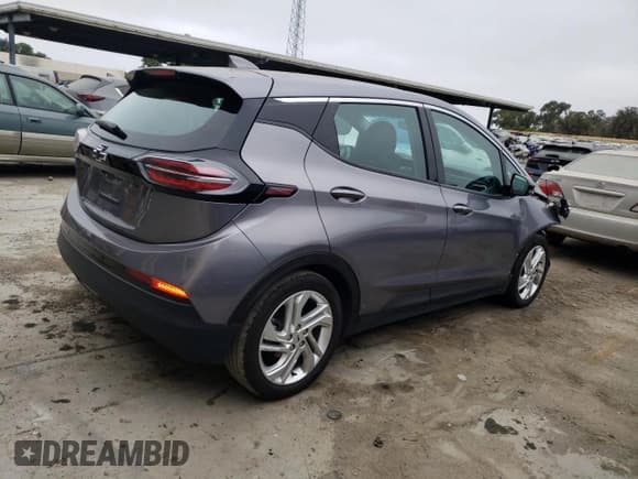 ✅ 2023 Chevrolet Bolt EV 1LT • VIN: 1G1FW6S05P4167779 • Lot: 66723454. Wystawiony na Copart z przebiegiem 42 806 mil. Bezpłatny archiwum sprzedaży aukcyjnych z USA i szczegółowy raport historii pojazdu na DreamBid. Zdjęcie 3.