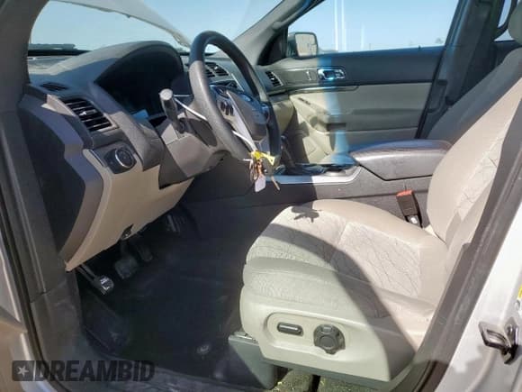 ✅ 2014 Ford Explorer • VIN: 1FM5K7B84EGB00009 • Lot: 52871995. Listed on Copart with 182,718 mi. Free auction sales archive from the USA and detailed vehicle history report at DreamBid. Image 7.