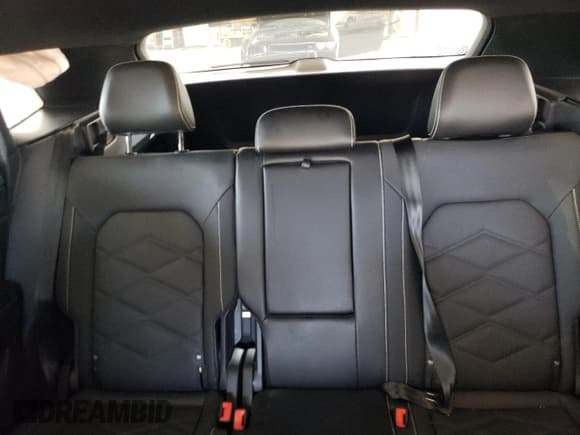 ✅ 2024 Volkswagen Atlas SE • VIN: 1V2HE2CA1RC213389 • Лот: 67580795. Опубликован ранее на Copart с пробегом 30 908 миль. Бесплатный доступ к архиву аукционных продаж из США и подробный отчёт об истории автомобиля на DreamBid. Изображение 10.