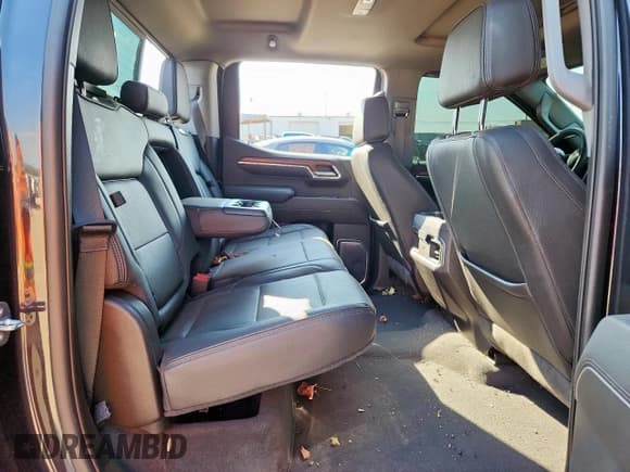 ✅ 2023 GMC Sierra 1500 Denali • VIN: 3GTUUGED9PG254807 • Лот: 84069775. Опубликован ранее на Copart с пробегом 26 944 миль. Бесплатный доступ к архиву аукционных продаж из США и подробный отчёт об истории автомобиля на DreamBid. Изображение 10.