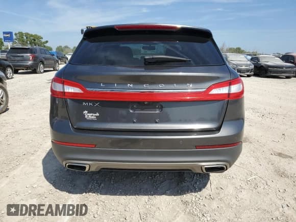 ✅ 2018 Lincoln MKX Reserve • VIN: 2LMPJ6LR5JBL23713 • Lot: 69457555. Listed on Copart with 99,163 mi. Free auction sales archive from the USA and detailed vehicle history report at DreamBid. Image 6.