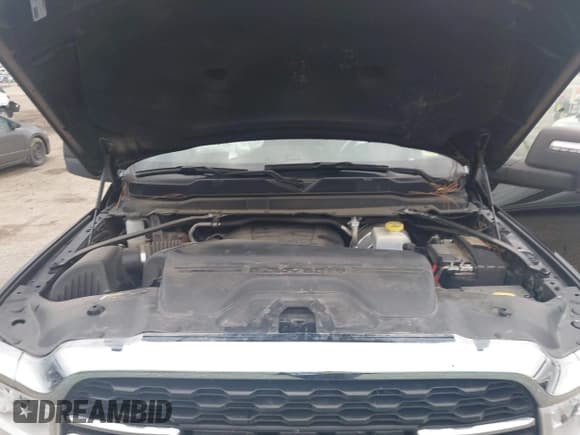 ✅ 2024 Ram 2500 Big Horn • VIN: 3C6UR5DJ6RG366536 • Lot: 43875004. Listed on IAAI with 39,884 mi. Free auction sales archive from the USA and detailed vehicle history report at DreamBid. Image 10.