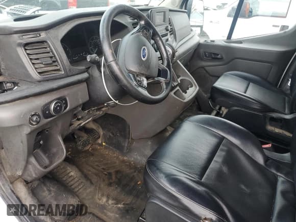 ✅ 2020 Ford Transit Cargo • VIN: 1FTBW3U82LKB25843 • Лот: 45313715. Опубликован ранее на Copart с пробегом Не указан. Бесплатный доступ к архиву аукционных продаж из США и подробный отчёт об истории автомобиля на DreamBid. Изображение 8.