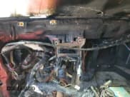 ✅ 1991 Ford Mustang LX • VIN: 1FACP40MXMF179448 • Lot: 73485044. Wystawiony na Copart z przebiegiem Nie podano. Bezpłatny archiwum sprzedaży aukcyjnych z USA i szczegółowy raport historii pojazdu na DreamBid. Zdjęcie 9.