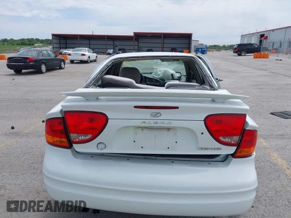 ✅ 2004 Oldsmobile Alero GL1 • VIN: 1G3NL52F04C134619 • Lot: 42316530. Listed on IAAI with 105,907 mi. Free auction sales archive from the USA and detailed vehicle history report at DreamBid. Image 16.