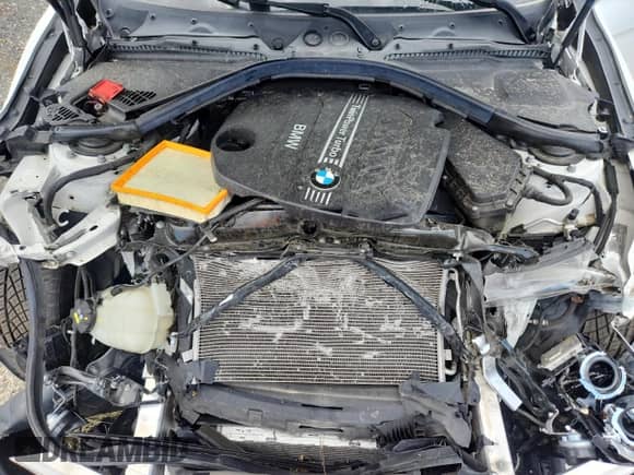 2015 BMW 3 Series 328d xDrive with VIN WBA3K5C54FK301943, listed as a Copart auction lot 61622275 with 57,648 mi miles and Non repairable. Bid and sale history available at DreamBid. Image 11.