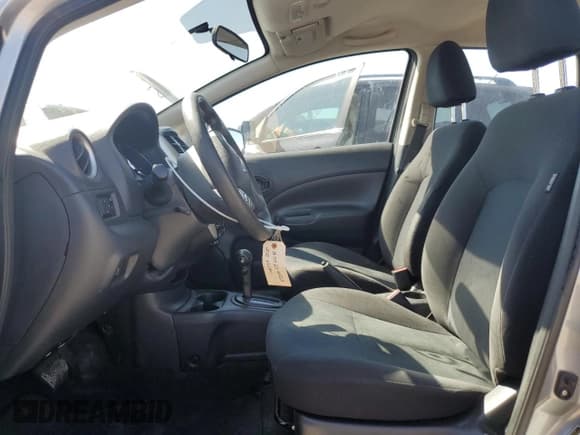 ✅ 2015 Nissan Note SR • VIN: 3N1CE2CP1FL376255 • Lot: 59234455. Wystawiony na Copart z przebiegiem 84 686 mil. Bezpłatny archiwum sprzedaży aukcyjnych z USA i szczegółowy raport historii pojazdu na DreamBid. Zdjęcie 7.