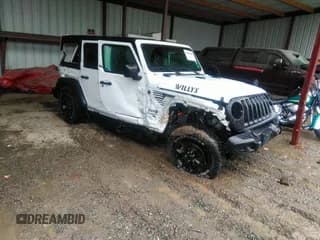 ✅ 2021 Jeep Wrangler Unlimited Willys • VIN: 1C4HJXDN6MW616741 • Lot: 42009965. Wystawiony na IAAI z przebiegiem 38 451 mil. Bezpłatny archiwum sprzedaży aukcyjnych z USA i szczegółowy raport historii pojazdu na DreamBid. Zdjęcie 1.