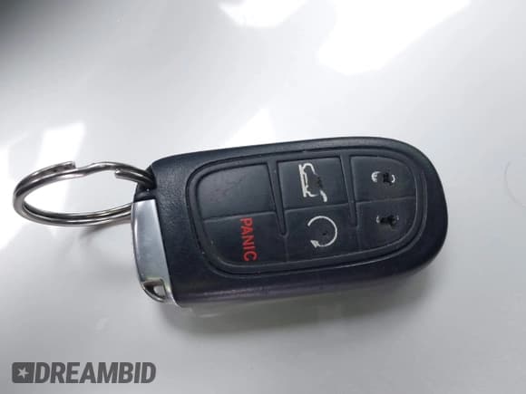 ✅ 2015 Jeep Cherokee Latitude • VIN: 1C4PJMCS2FW787801 • Лот: 43832642. Опубликован ранее на IAAI с пробегом 73 076 миль. Бесплатный доступ к архиву аукционных продаж из США и подробный отчёт об истории автомобиля на DreamBid. Изображение 11.