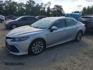 ✅ 2021 Toyota Camry LE • VIN: 4T1C11BKXMU038666 • Lot: 68346185. Listed on Copart with 212,141 mi. Free auction sales archive from the USA and detailed vehicle history report at DreamBid. Image 1.