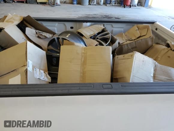 ✅ 2021 Chevrolet Silverado 1500 • VIN: BS81965064 • Лот: 81965064. Опубликован ранее на Copart с пробегом Не указан. Бесплатный доступ к архиву аукционных продаж из США и подробный отчёт об истории автомобиля на DreamBid. Изображение 9.