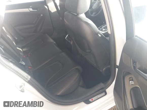 ✅ 2014 Audi A4 Premium Plus • VIN: WAUFFAFL7EN015831 • Лот: 43604835. Опубликован ранее на IAAI с пробегом 195 495 миль. Бесплатный доступ к архиву аукционных продаж из США и подробный отчёт об истории автомобиля на DreamBid. Изображение 8.