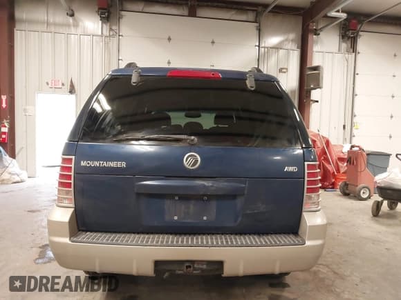 ✅ 2005 Mercury Mountaineer • VIN: 4M2ZU86E75ZJ27953 • Лот: 41507206. Опубликован ранее на IAAI с пробегом 185 291 миль. Бесплатный доступ к архиву аукционных продаж из США и подробный отчёт об истории автомобиля на DreamBid. Изображение 16.