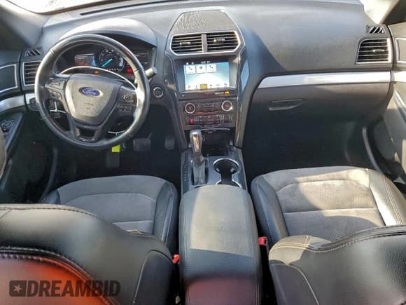 ✅ 2017 Ford Explorer XLT • VIN: 1FM5K7D80HGD55791 • Лот: 94468095. Опубликован ранее на Copart с пробегом 83 294 миль. Бесплатный доступ к архиву аукционных продаж из США и подробный отчёт об истории автомобиля на DreamBid. Изображение 8.