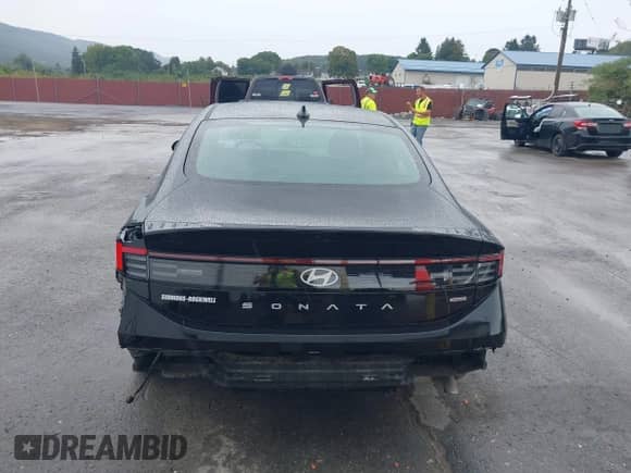 2024 Hyundai Sonata SEL с VIN KMHL64JAXRA385676, выставлен на аукционе IAAI как лот 43134564 с пробегом 16 767 миль миль и . История ставок и продаж доступна на DreamBid. Изображение 17.