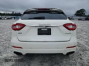 ✅ 2018 Maserati Levante S GranSport • VIN: ZN661YUS0JX272198 • Лот: 69862165. Опубликован ранее на Copart с пробегом Не указан. Бесплатный доступ к архиву аукционных продаж из США и подробный отчёт об истории автомобиля на DreamBid. Изображение 6.