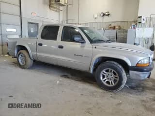 ✅ 2002 Dodge Dakota Sport • VIN: 1B7HL38N62S507858 • Lot: 48331335. Wystawiony na Copart z przebiegiem 200 521 mil. Bezpłatny archiwum sprzedaży aukcyjnych z USA i szczegółowy raport historii pojazdu na DreamBid. Zdjęcie 4.