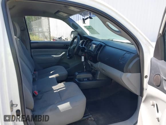 ✅ 2013 Toyota Tacoma • VIN: 5TFNX4CN0DX019127 • Lot: 42640486. Wystawiony na IAAI z przebiegiem 234 249 mil. Bezpłatny archiwum sprzedaży aukcyjnych z USA i szczegółowy raport historii pojazdu na DreamBid. Zdjęcie 5.