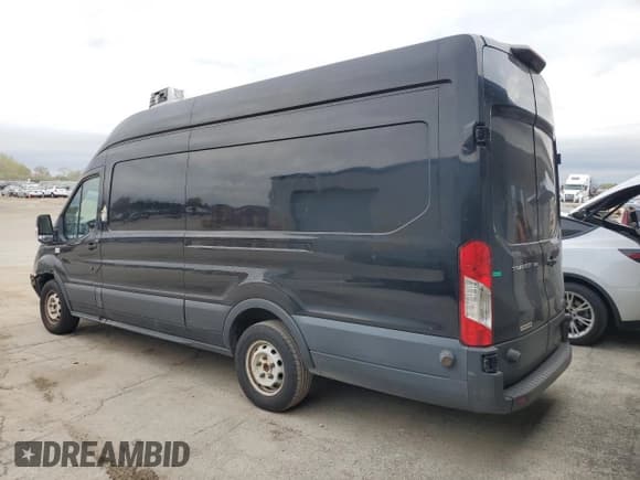 ✅ 2018 Ford Transit • VIN: 1FTBW3XV5JKA06988 • Lot: 86179905. Listed on Copart with 129,555 mi. Free auction sales archive from the USA and detailed vehicle history report at DreamBid. Image 2.