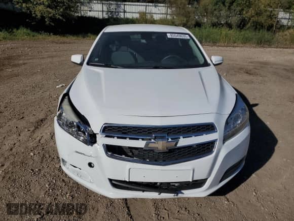 2016 Chevrolet Malibu LT z VIN 1G11C5SAXGF146484, wystawiony jako Copart lot #85549635 z przebiegiem 162 689 mil mil oraz Czysty tytuł • Clean title. Historia ofert i sprzedaży dostępna na DreamBid. Obrazek 5.