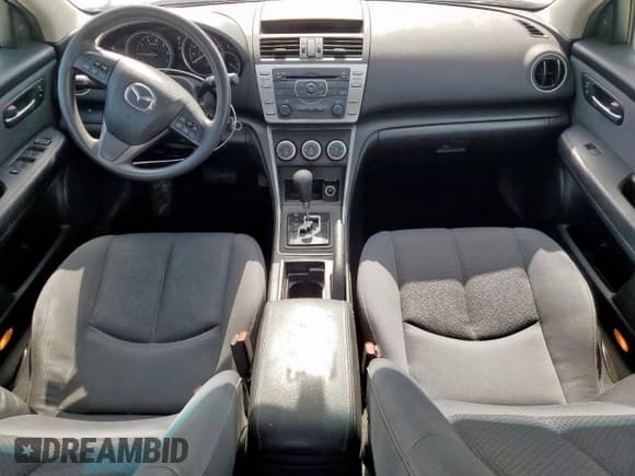 ✅ 2011 Mazda 6 i Sport • VIN: 1YVHZ8BH1B5M22014 • Lot: 60839075. Listed on Copart with 183,354 mi. Free auction sales archive from the USA and detailed vehicle history report at DreamBid. Image 8.
