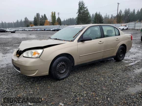 2007 Chevrolet Malibu 1LS z VIN 1G1ZS58F07F180099, wystawiony jako Copart lot #84943085 z przebiegiem 177 308 mil mil oraz Szkoda całkowita • Salvage title. Historia ofert i sprzedaży dostępna na DreamBid. Obrazek 1.