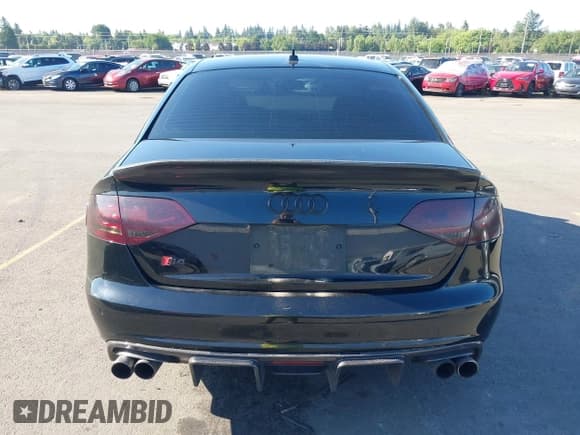 ✅ 2011 Audi S4 Premium • VIN: WAUFGCFL4BA090627 • Lot: 42420984. Listed on IAAI with 92,519 mi. Free auction sales archive from the USA and detailed vehicle history report at DreamBid. Image 17.