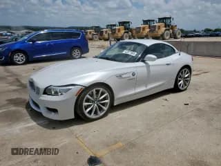 ✅ 2015 BMW Z4 sDrive35i • VIN: WBALM7C53FJ798818 • Lot: 62077565. Wystawiony na Copart z przebiegiem 71 905 mil. Bezpłatny archiwum sprzedaży aukcyjnych z USA i szczegółowy raport historii pojazdu na DreamBid. Zdjęcie 1.