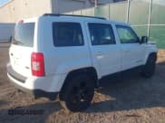 ✅ 2015 Jeep Patriot Altitude • VIN: 1C4NJRBB5FD438858 • Lot: 43584110. Listed on IAAI with 115,315 mi. Free auction sales archive from the USA and detailed vehicle history report at DreamBid. Image 4.