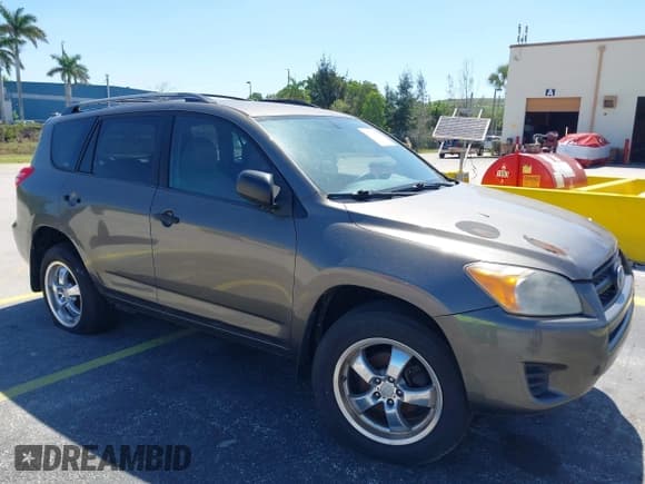 ✅ 2010 Toyota RAV4 • VIN: 2T3ZK4DV9AW005077 • Лот: 41316570. Опубликован ранее на IAAI с пробегом 229 068 миль. Бесплатный доступ к архиву аукционных продаж из США и подробный отчёт об истории автомобиля на DreamBid. Изображение 1.