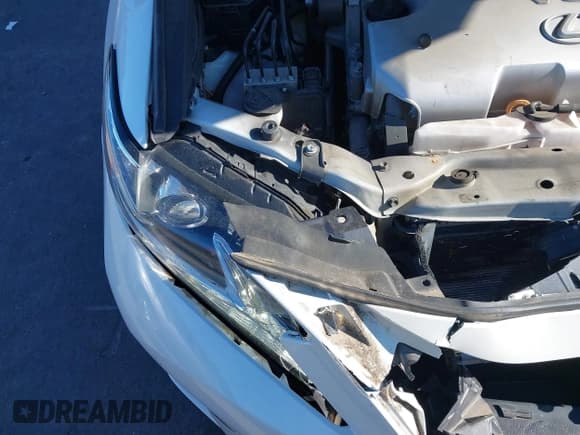 ✅ 2017 Lexus ES 350 • VIN: 58ABK1GG5HU053040 • Lot: 43690117. Listed on IAAI with 65,425 mi. Free auction sales archive from the USA and detailed vehicle history report at DreamBid. Image 18.