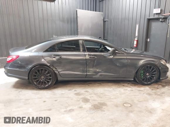 ✅ 2013 Mercedes-Benz CLS 550 • VIN: WDDLJ9BBXDA065005 • Lot: 42009074. Listed on IAAI with 158,459 mi. Free auction sales archive from the USA and detailed vehicle history report at DreamBid. Image 6.
