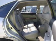 ✅ 2005 Lexus RX 330 • VIN: JTJGA31UX50052318 • Лот: 43784414. Опубликован ранее на IAAI с пробегом 174 050 миль. Бесплатный доступ к архиву аукционных продаж из США и подробный отчёт об истории автомобиля на DreamBid. Изображение 8.