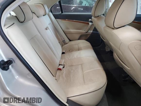 ✅ 2010 Lincoln MKZ • VIN: 3LNHL2JC9AR624150 • Lot: 56308345. Listed on Copart with 96,318 mi. Free auction sales archive from the USA and detailed vehicle history report at DreamBid. Image 10.