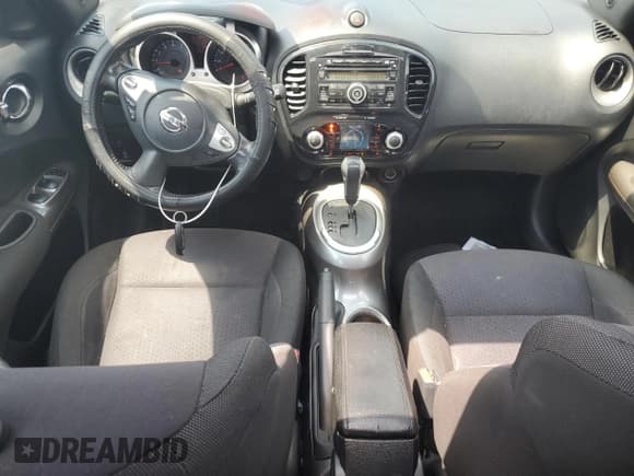 ✅ 2012 Nissan Juke SV • VIN: JN8AF5MV9CT108663 • Lot: 67015505. Wystawiony na Copart z przebiegiem 166 485 mil. Bezpłatny archiwum sprzedaży aukcyjnych z USA i szczegółowy raport historii pojazdu na DreamBid. Zdjęcie 8.