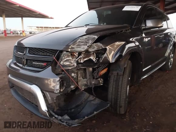 ✅ 2015 Dodge Journey Crossroad • VIN: 3C4PDCGG4FT670332 • Lot: 43608131. Wystawiony na IAAI z przebiegiem 106 943 mil. Bezpłatny archiwum sprzedaży aukcyjnych z USA i szczegółowy raport historii pojazdu na DreamBid. Zdjęcie 6.