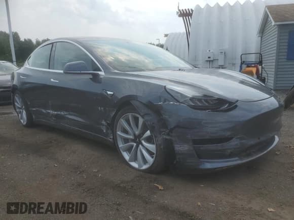 ✅ 2020 Tesla Model 3 Long Range • VIN: 5YJ3E1EB4LF795395 • Lot: 60622545. Wystawiony na Copart z przebiegiem 8 503 mil. Bezpłatny archiwum sprzedaży aukcyjnych z USA i szczegółowy raport historii pojazdu na DreamBid. Zdjęcie 4.