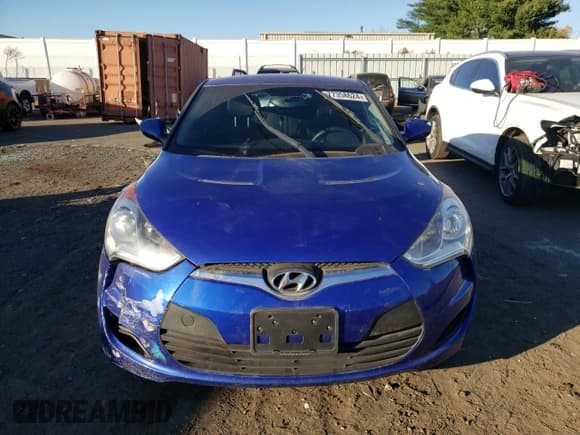 ✅ 2013 Hyundai Veloster w/Gray Int • VIN: KMHTC6AD8DU173672 • Lot: 77358624. Wystawiony na Copart z przebiegiem 139 053 mil. Bezpłatny archiwum sprzedaży aukcyjnych z USA i szczegółowy raport historii pojazdu na DreamBid. Zdjęcie 5.