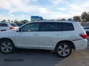 ✅ 2008 Toyota Highlander Sport • VIN: JTEDS43A082038668 • Lot: 43736981. Listed on IAAI with 189,945 mi. Free auction sales archive from the USA and detailed vehicle history report at DreamBid. Image 6.