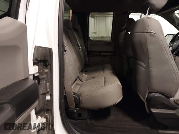 ✅ 2015 Ford F-150 XLT • VIN: 1FTEX1EP6FKE69524 • Lot: 42574961. Listed on IAAI with 60,393 mi. Free auction sales archive from the USA and detailed vehicle history report at DreamBid. Image 8.