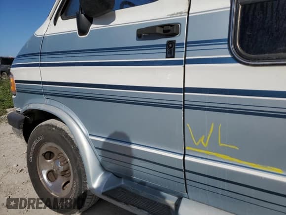 ✅ 1996 Dodge Cargo • VIN: 2B6HB21Y8TK102554 • Lot: 75573984. Listed on Copart with 221,439 mi. Free auction sales archive from the USA and detailed vehicle history report at DreamBid. Image 13.
