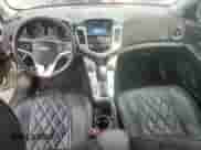 2014 Chevrolet Cruze ECO z VIN 1G1PH5SB3E7195358, wystawiony jako Copart lot #91091895 z przebiegiem 129 358 mil mil oraz Czysty tytuł • Clean title. Historia ofert i sprzedaży dostępna na DreamBid. Obrazek 8.