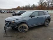 ✅ 2023 Mazda CX-50 S Premium Plus • VIN: 7MMVABEM9PN108012 • Lot: 90606705. Wystawiony na Copart z przebiegiem 49 401 mil. Bezpłatny archiwum sprzedaży aukcyjnych z USA i szczegółowy raport historii pojazdu na DreamBid. Zdjęcie 1.