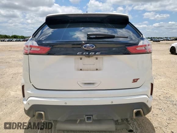 ✅ 2022 Ford Edge ST • VIN: 2FMPK4AP6NBA18676 • Lot: 58376865. Wystawiony na Copart z przebiegiem 58 636 mil. Bezpłatny archiwum sprzedaży aukcyjnych z USA i szczegółowy raport historii pojazdu na DreamBid. Zdjęcie 6.