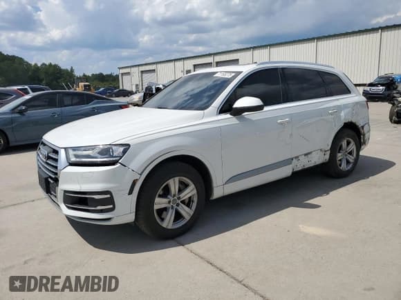 ✅ 2017 Audi Q7 Premium Plus • VIN: WA1LHAF71HD055135 • Lot: 71165275. Wystawiony na Copart z przebiegiem 158 688 mil. Bezpłatny archiwum sprzedaży aukcyjnych z USA i szczegółowy raport historii pojazdu na DreamBid. Zdjęcie 1.